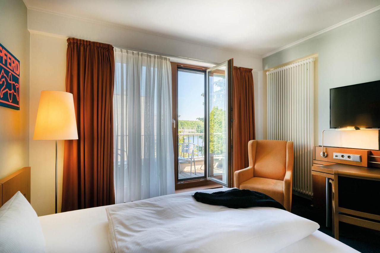 Seminaris Hotel Potsdam Griebnitzsee Экстерьер фото