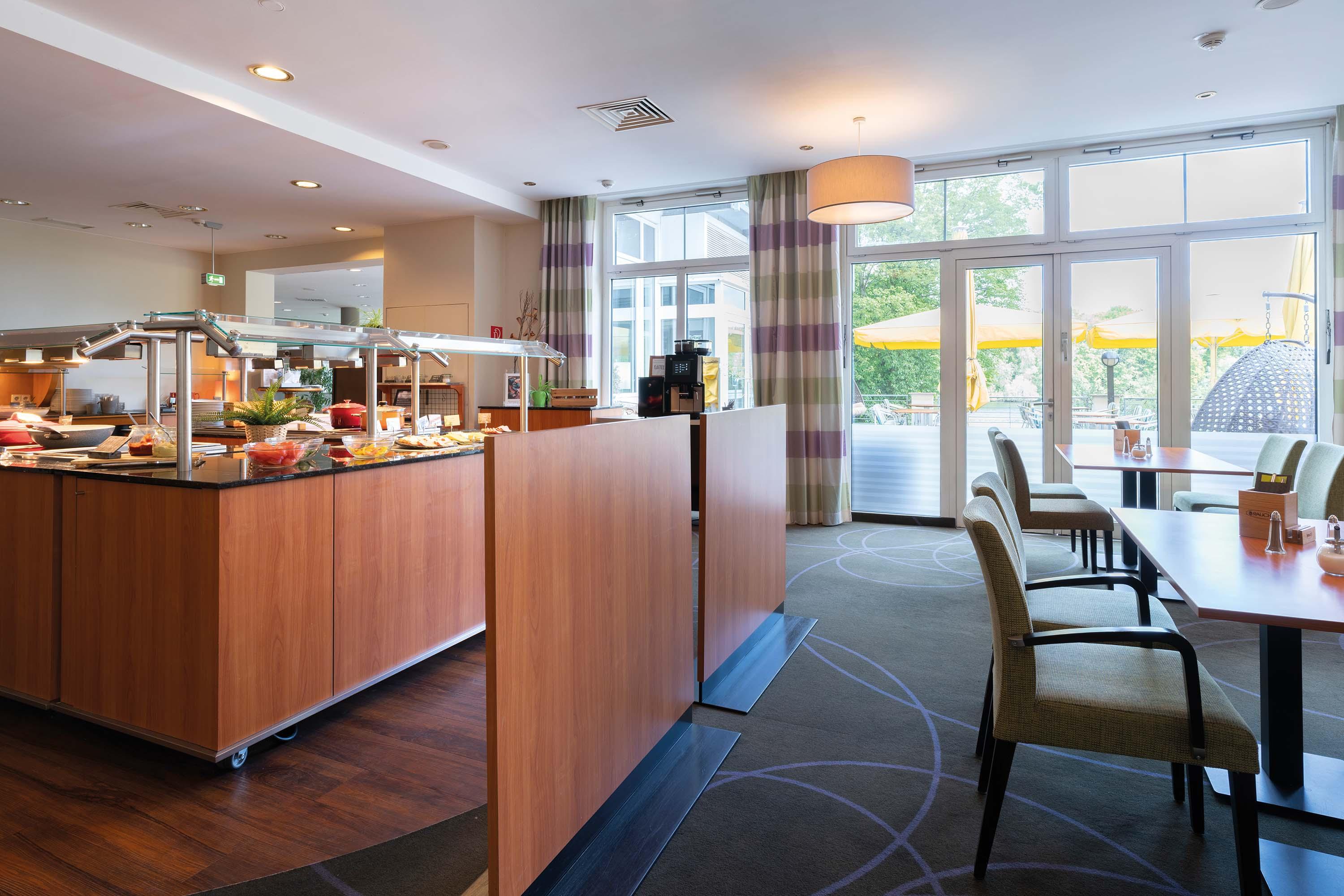 Seminaris Hotel Potsdam Griebnitzsee Экстерьер фото